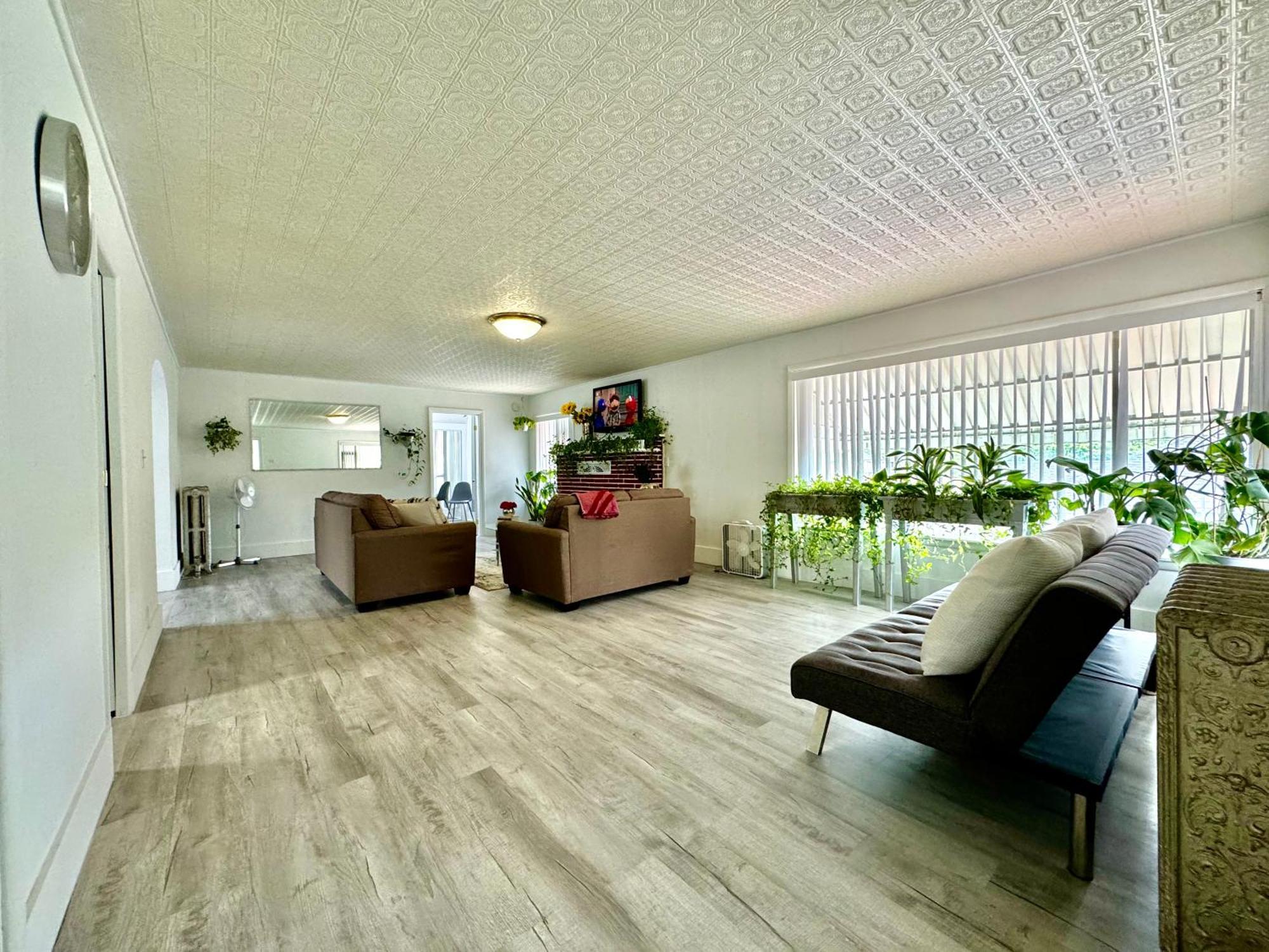 Seattle Home With 2 Bedrooms A King Bed Queen Bed And An Extra Sofa Bed Located 10 Minutes From Seatac Airport And 20 Minutes From Downtown Eksteriør bilde